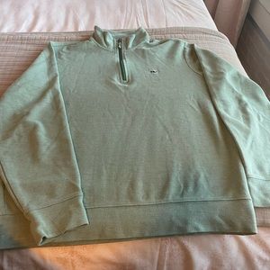 Vineyard vines half zip great condition